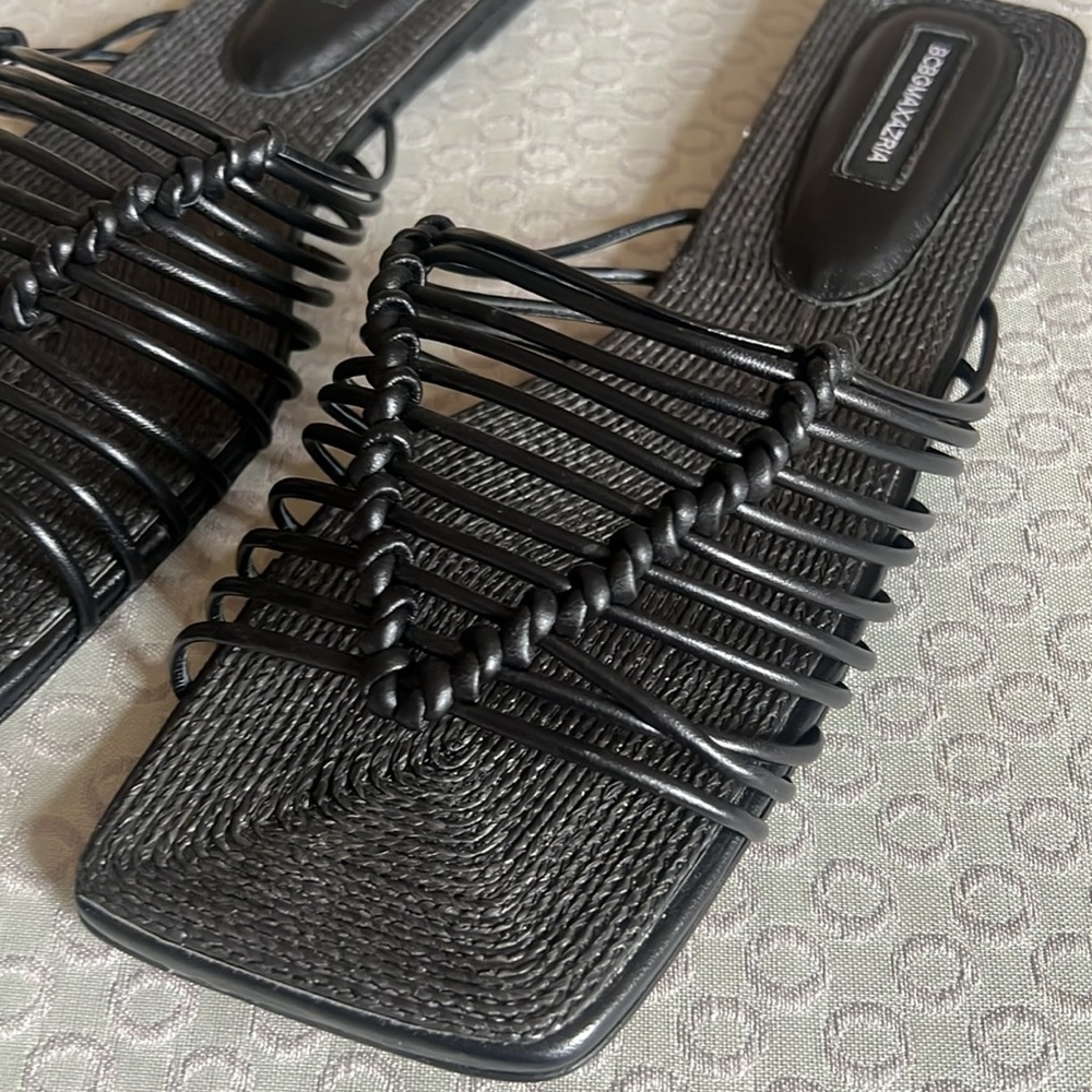 BCBGMAXAZRIA Black Women's Slide Sandals - Picture 2 of 12